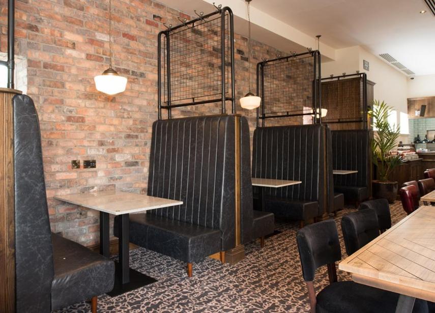 The Old Borough Hotel - Wetherspoon Swords Εξωτερικό φωτογραφία